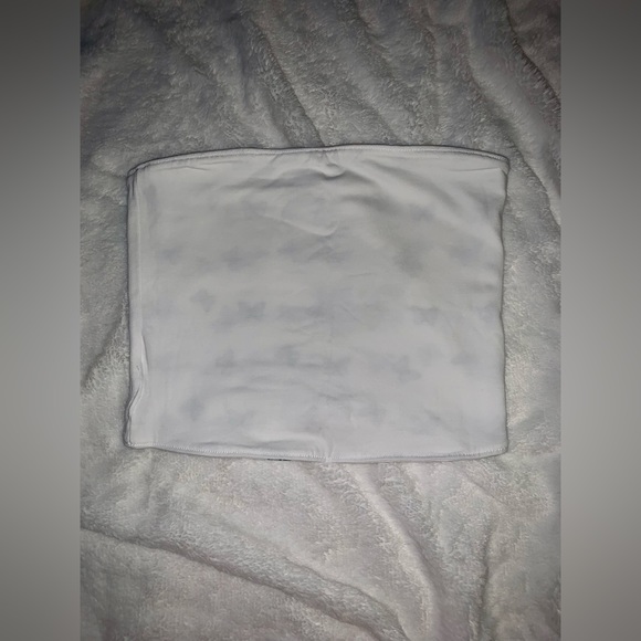 (2 Items)Hollister Reversible Tube Top & Hollister Smocked Ruffle Crop Tube Top - Picture 3 of 7